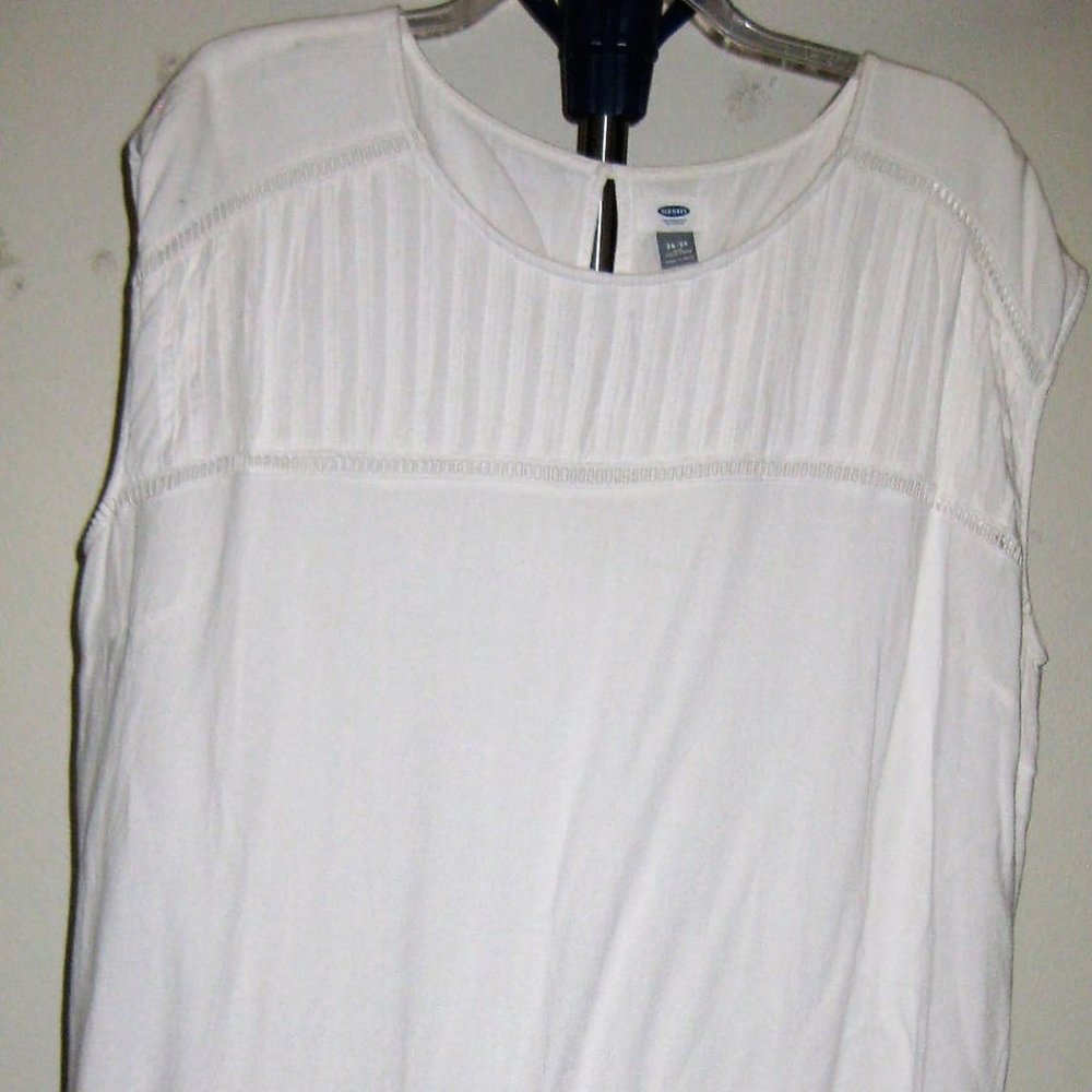 White Cotton Summer Dress w/ Crochet Accent Sz 24